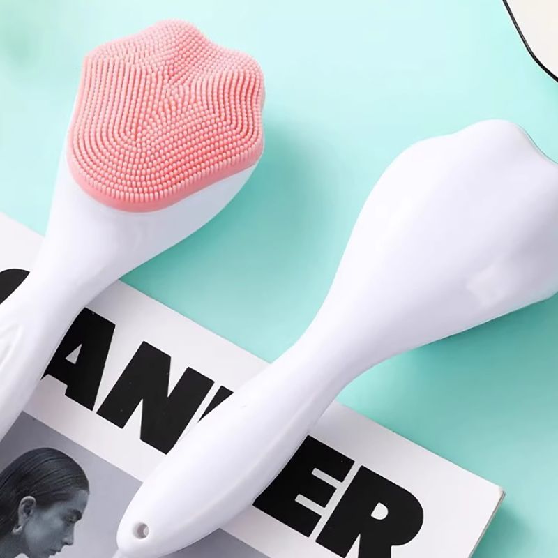 Silicone Facial Cleansing Brush – Exfoliate & Deep Clean