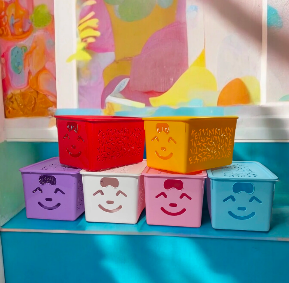 Smiley Basket With Cap Plastic 1 Pcs
