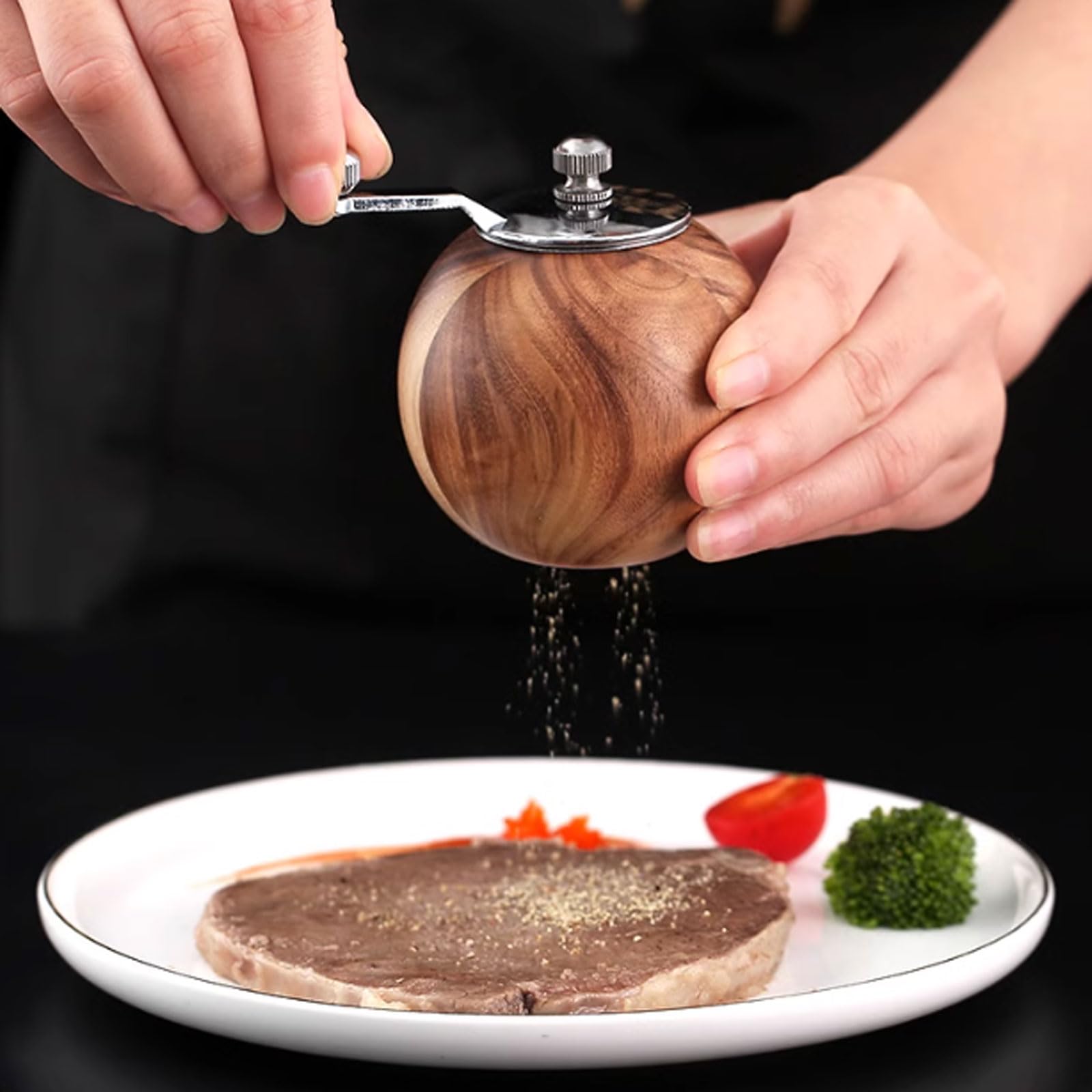 Elegant Wood Spice Grinder – Manual Crank for Fresh Flavor