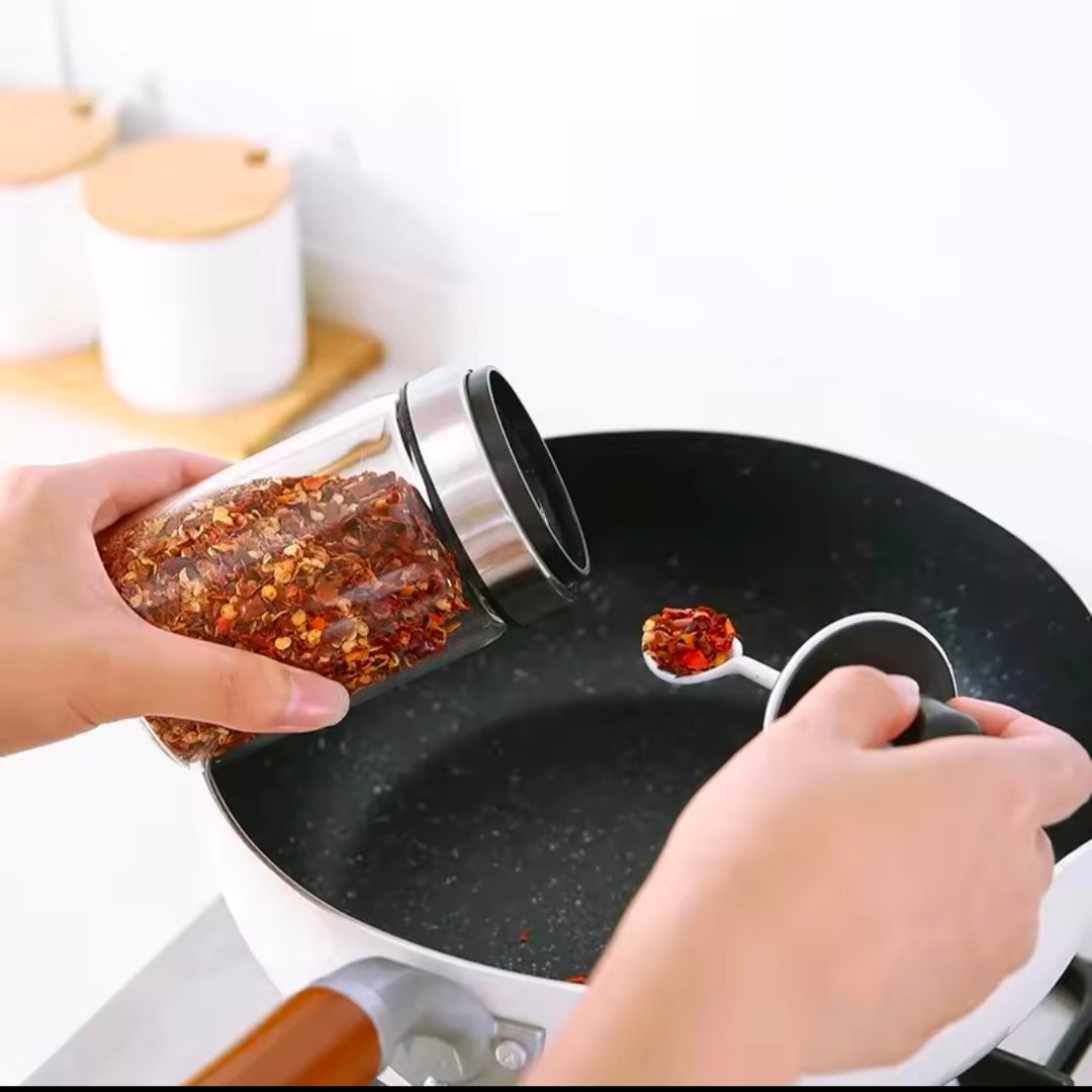 Kitchen Salt Pepper Bottle Glass Seasoning Bottle With Spoon Bush Sugar Salt Dispenser Seasoning Jar Cooking Shaker Container