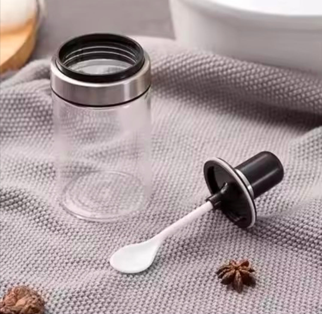 Kitchen Salt Pepper Bottle Glass Seasoning Bottle With Spoon Bush Sugar Salt Dispenser Seasoning Jar Cooking Shaker Container